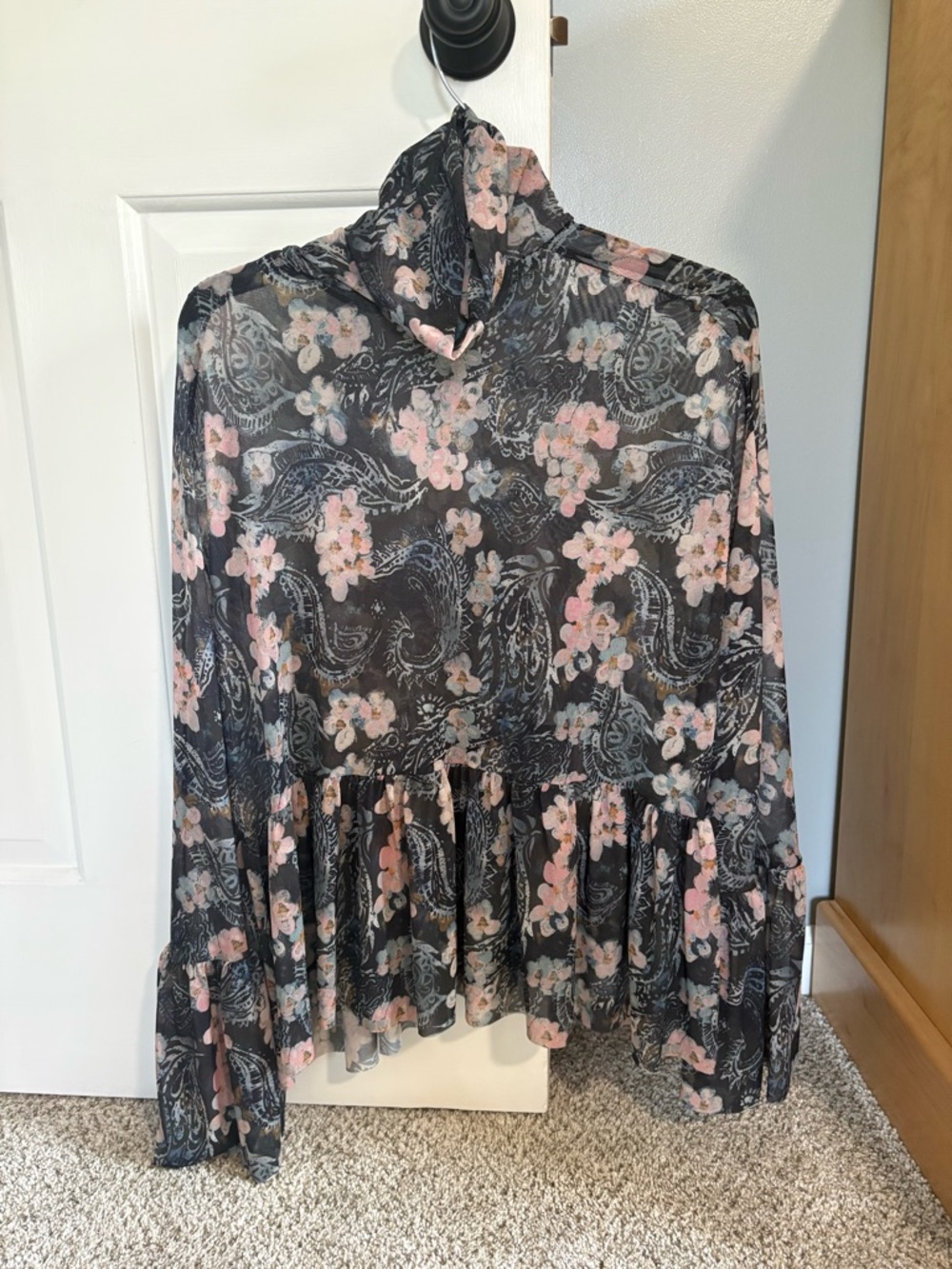 Floral Paisley Mock-Neck Ruffle Hem Top - Black & Pink - Zara Size S